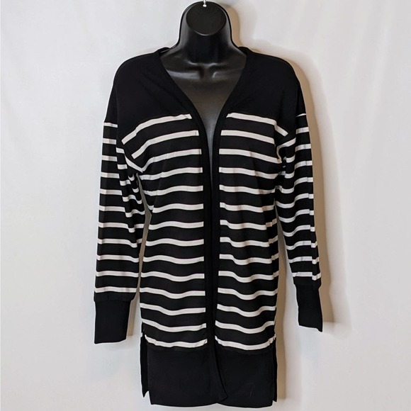 PINKMSTYLE Drop Shoulder Black and White Striped Long Knit Cardigan Size S NWT - Picture 1 of 7